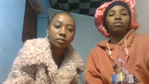 orianie064 online show from 06.27.26