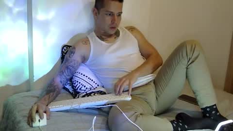 Snapshot of orienzo chatting on 02.28.26 Orienzo online show from 02.28.26