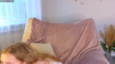 Snapshot of orivienne chatting on 05.24.26 Dolores online show from 05.24.26