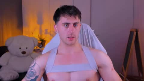 Oscar online show from 11.13.25