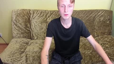 Snapshot of oscar_wildy chatting on 12.01.24 Oscar online show from 12.01.24