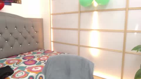 Snapshot of oso_gael chatting on 04.21.26 Bear Gael online show from 04.21.26