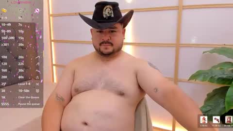 Snapshot of oso_gael chatting on 05.30.26 Bear Gael online show from 05.30.26