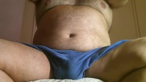 Oso Licencioso online show from 10.05.25