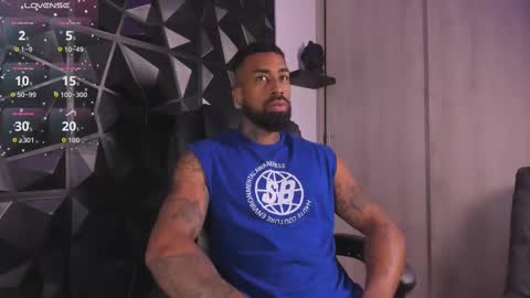 Snapshot of ostin_danielss chatting on 10.10.25 Ostin Daniels online show from 10.10.25