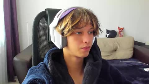 Ostin online show from 10.13.25