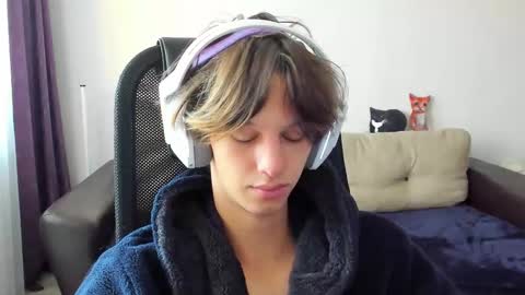 Ostin online show from 10.19.25