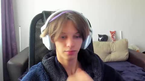 Ostin online show from 10.28.25