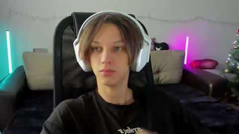 Ostin online show from 12.17.25