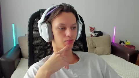 Ostin online show from 02.22.26