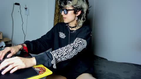 Otto 3 online show from 12.17.24