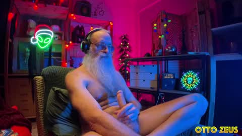 Snapshot of ottozeus chatting on 12.26.24 Otto Zeus online show from 12.26.24