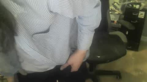 ouinnybis195625 online show from 01.26.25