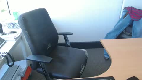 Snapshot of outdoornakedguy11_007 chatting on 12.02.24 outdoornakedguy11_007 online show from 12.02.24