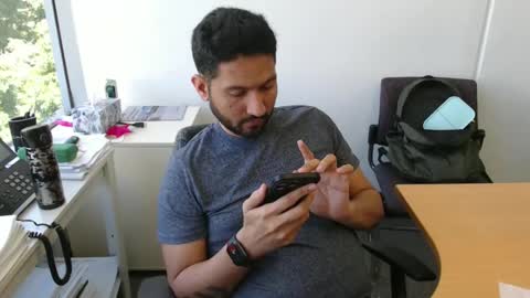 Snapshot of outdoornakedguy11_007 chatting on 02.12.25 outdoornakedguy11_007 online show from 02.12.25