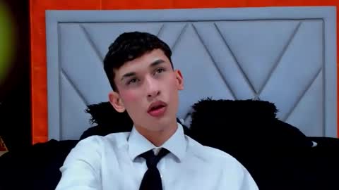 owen_stone1 online show from 02.14.26