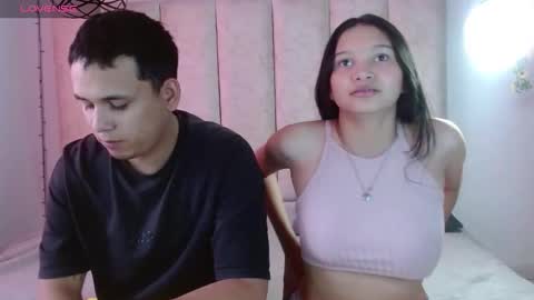 Snapshot of owenandrosecs chatting on 09.28.25 Owen and Rose online show from 09.28.25