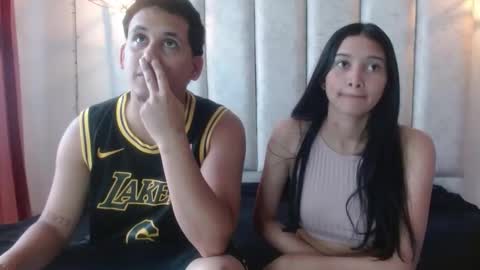 Snapshot of owenandrosecs chatting on 11.13.25 Owen and Rose online show from 11.13.25