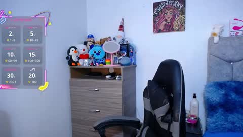 Owen  Independent model  online show from 01.07.26