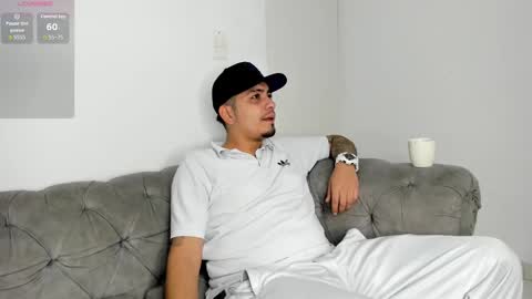 Snapshot of owensttone chatting on 09.18.25 O W E N - S T O N E online show from 09.18.25