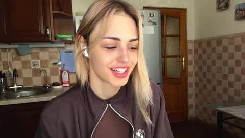 Eva online show from 06.08.26