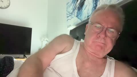 ozhairybearxxxx online show from 12.08.24