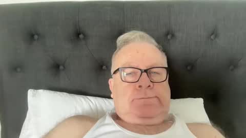 ozhairybearxxxx online show from 03.02.25