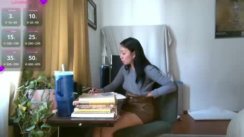 Snapshot of ozhmara chatting on 05.20.26 ozhmara online show from 05.20.26