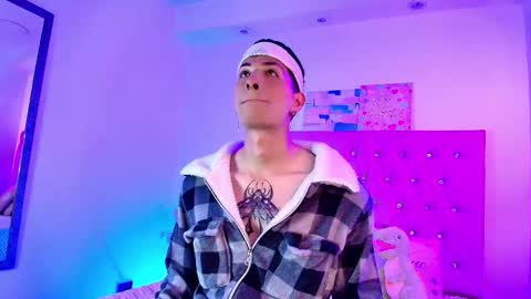 Snapshot of ozorio_dany chatting on 11.12.25 Dany Ozorio online show from 11.12.25