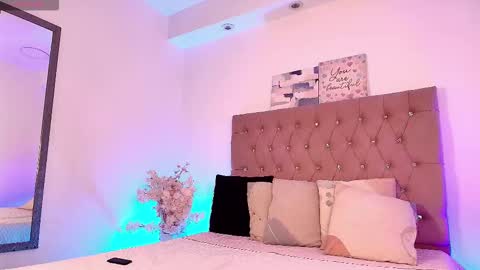 Snapshot of ozorio_dany chatting on 11.20.25 Dany Ozorio online show from 11.20.25