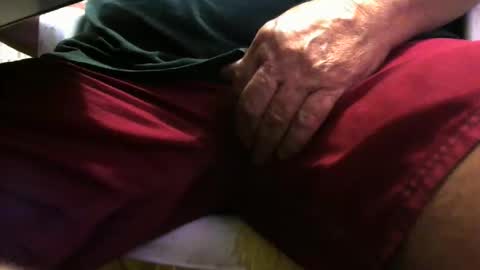 ozzienuts21153 online show from 03.02.26