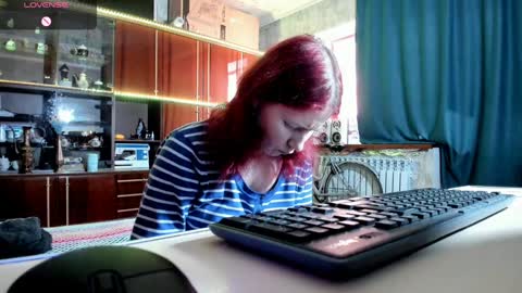 Ella online show from 02.03.25