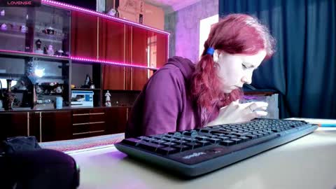 Ella online show from 02.14.25