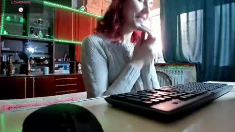 Ella online show from 03.07.25