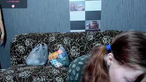 Ella online show from 09.15.25