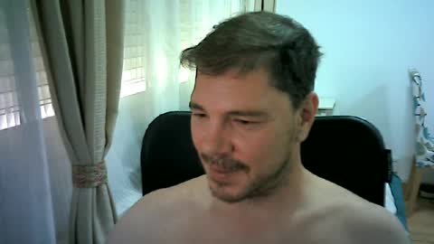 Snapshot of pablo_87_07 chatting on 08.02.26 pablo_87_07 online show from 08.02.26