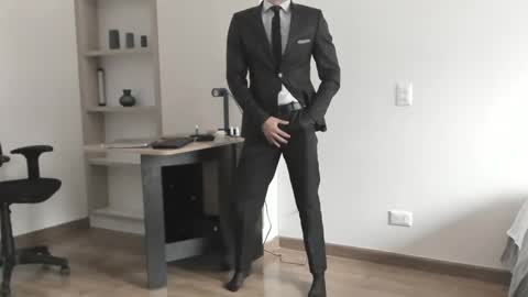 Snapshot of pablo_rincon95 chatting on 12.06.24 pablo rincon95 online show from 12.06.24