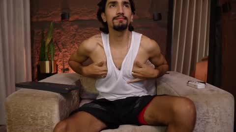 Snapshot of pablo_russoo chatting on 03.03.26 pablo online show from 03.03.26