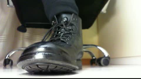 Snapshot of pablomenesssl chatting on 01.08.25 Pablo Meness online show from 01.08.25