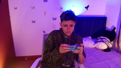 Snapshot of pafebame chatting on 11.25.25 Fernanda online show from 11.25.25