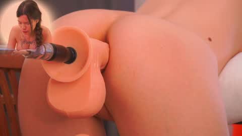 Kimlovense is activeThere are legends that in this room all your wishes can come true  Private is Open online show from 04.10.26