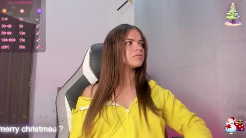 Snapshot of paigejayden chatting on 12.19.25 Paige online show from 12.19.25