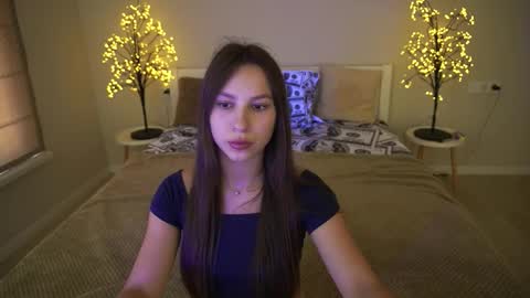 Paige online show from 09.10.25