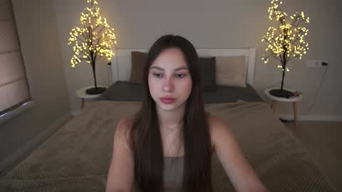 Paige online show from 09.19.25