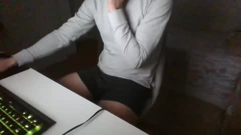 pajaritosenelaire online show from 04.02.26