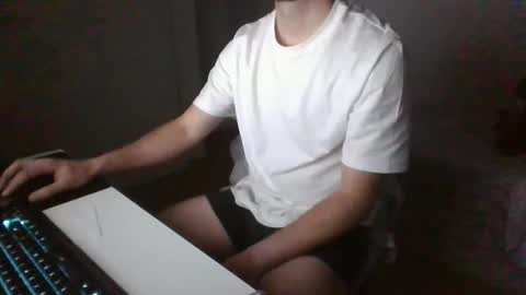 pajaritosenelaire online show from 04.06.26