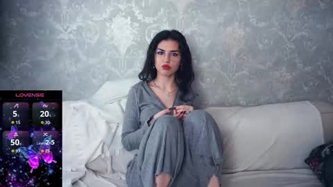 Snapshot of palmafrye chatting on 01.15.26 Londa online show from 01.15.26