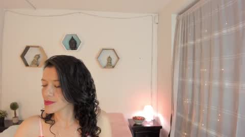 Paloma  online show from 09.18.25