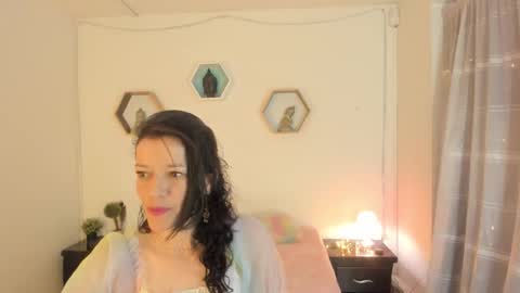 Paloma  online show from 11.25.25