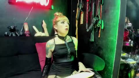 Paloma online show from 02.11.25